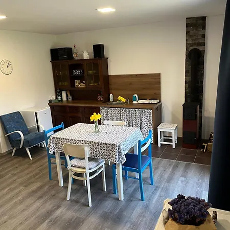 Venkovsky Odpocinek Apartment Hroznetin